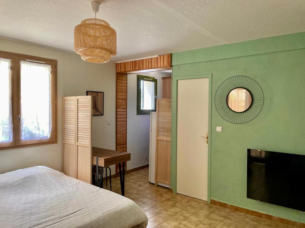 Studio - Greoux Les Bains Εξωτερικό φωτογραφία