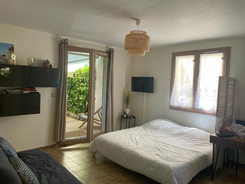Studio - Greoux Les Bains Εξωτερικό φωτογραφία